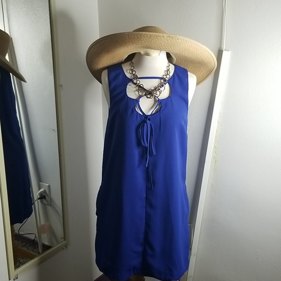 Dresses & Skirts - Navy blue dress with pockets.
